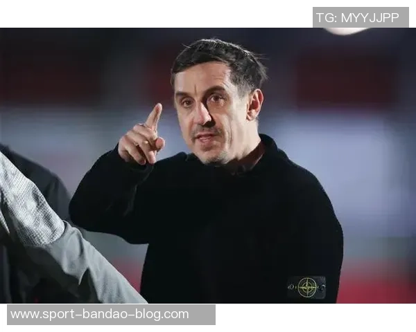 内维尔分析阿森纳争冠机会或将引发球队压力的影响